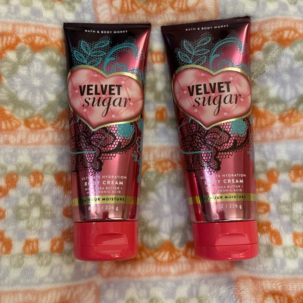 Bath & Body Works Velvet Sugar Body Cream - Red and Pink